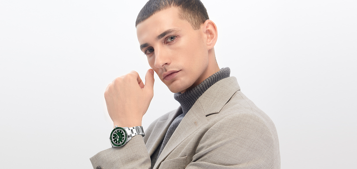 Elmire Valentor (Formal Collection)